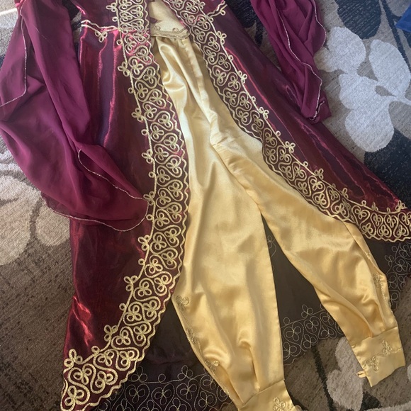 Dress - Picture 4 of 7